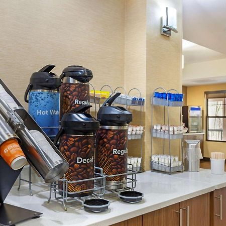 Comfort Suites Hanes Mall Уинстон-Сейлем Экстерьер фото