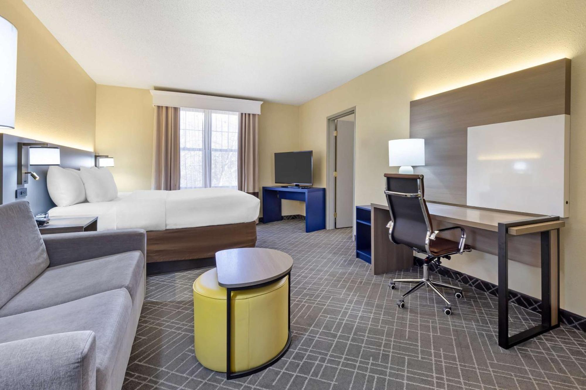 Comfort Suites Hanes Mall Уинстон-Сейлем Экстерьер фото