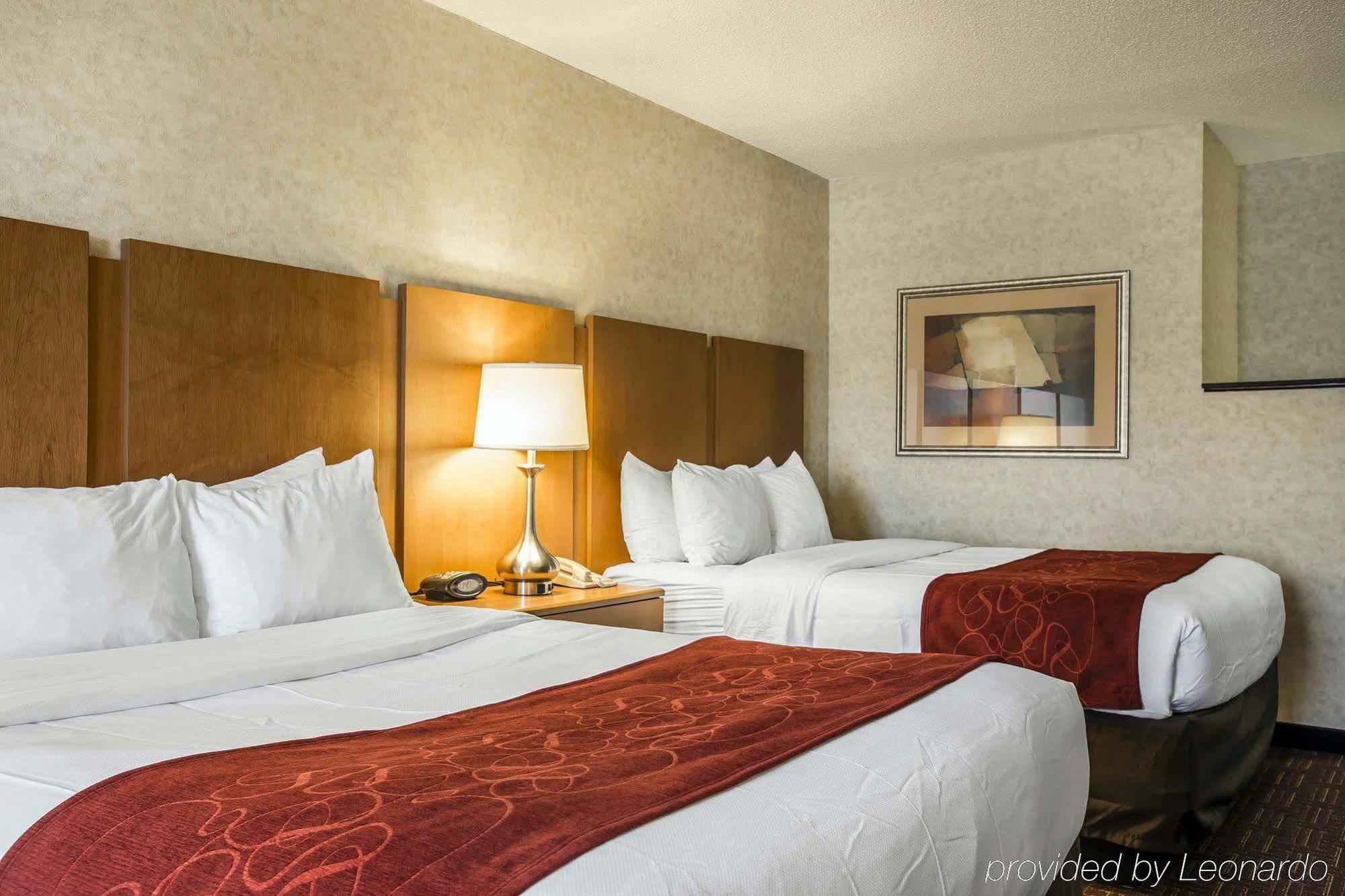 Comfort Suites Hanes Mall Уинстон-Сейлем Экстерьер фото